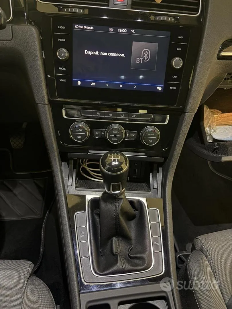 Volkswagen Golf 2018 photo 5