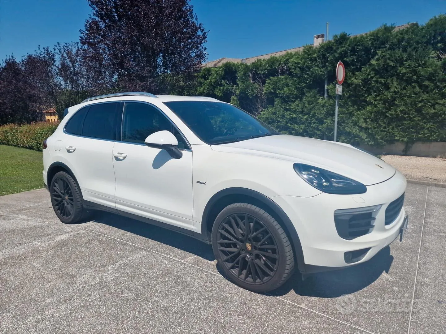 Porsche Cayenne 2014 photo 2