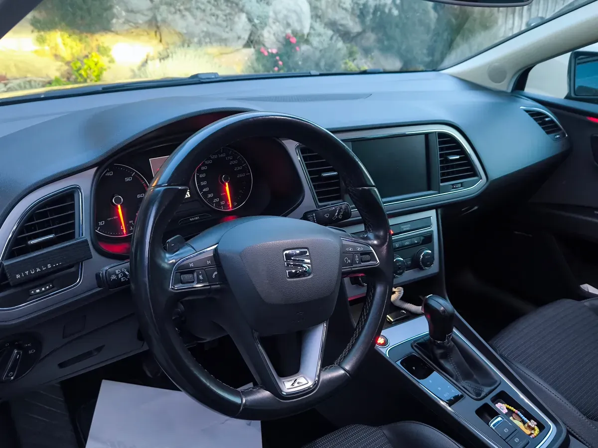 Seat Leon 2017 photo 2