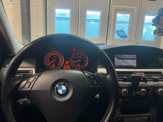 BMW 523I 2007 photo 4