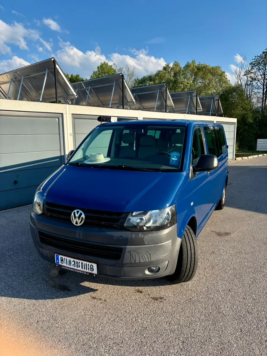 Volkswagen T5 2010 photo 2