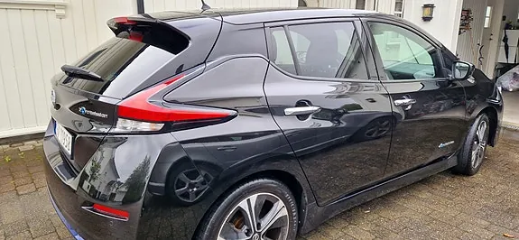 Nissan Leaf 2018 photo 3