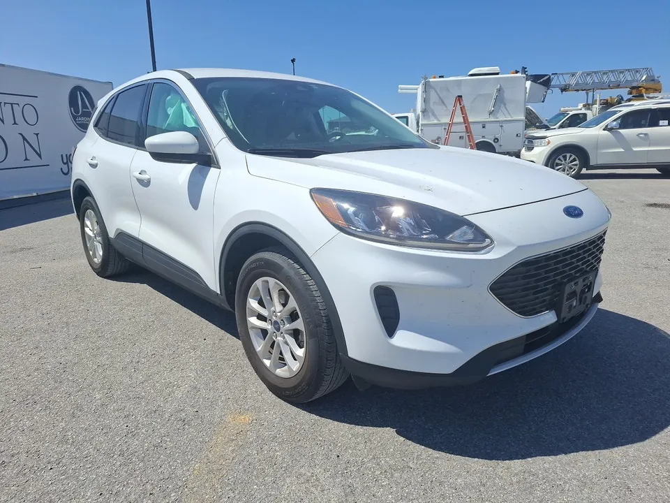 Ford Escape 2021 photo 3