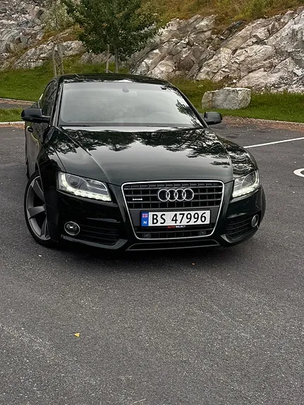 Audi A5 2010 photo 2