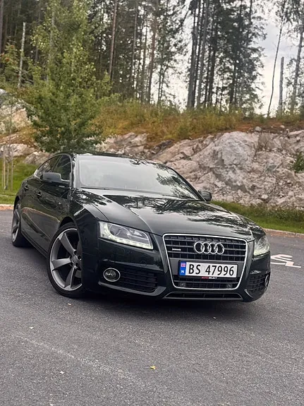 Audi A5 2010 photo 4