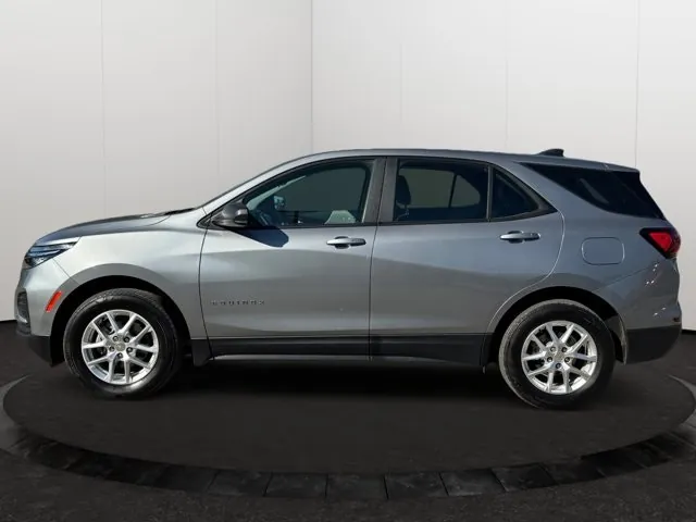 Chevrolet Equinox 2024 photo 3