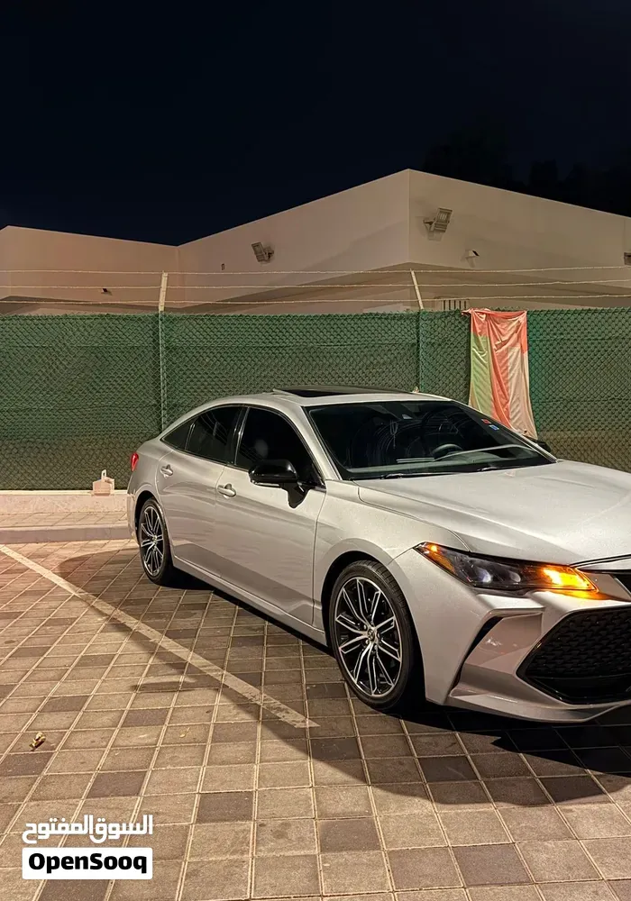 Toyota Avalon 2019 photo 3