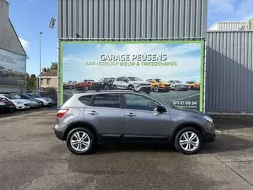Nissan Qashqai 2013 photo 2
