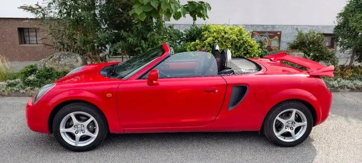 Toyota Mr2 2002 photo 2