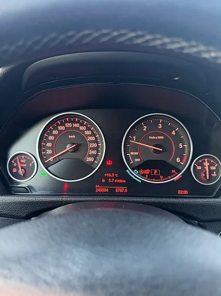 BMW 320D 2015 photo 5