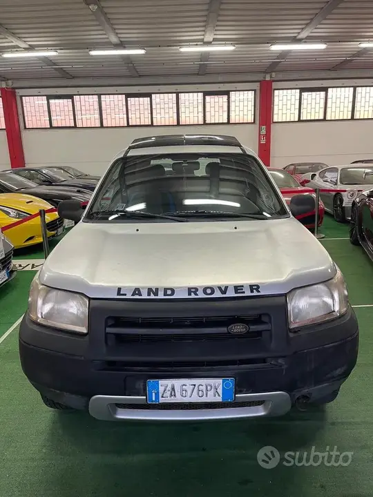 Land Rover Freelander 2003 photo 2