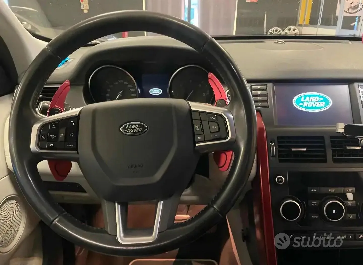 Land Rover Discovery Sport 2016 photo 5
