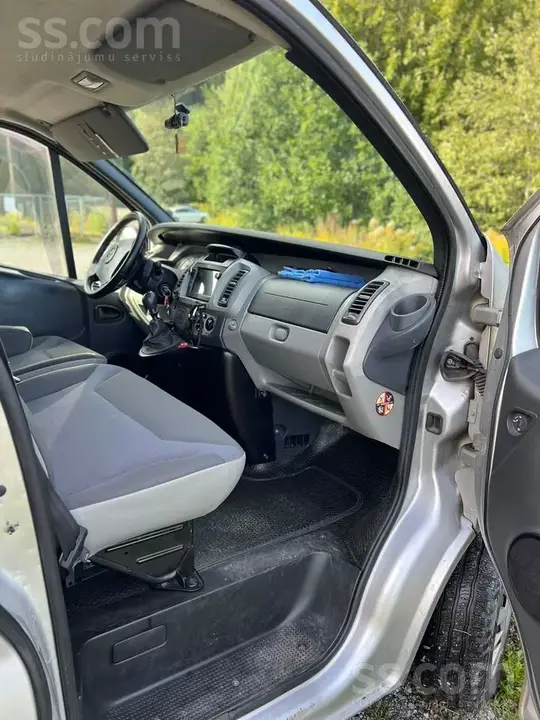 Opel Vivaro 2007 photo 4