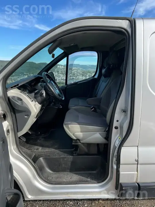 Opel Vivaro 2007 photo 5