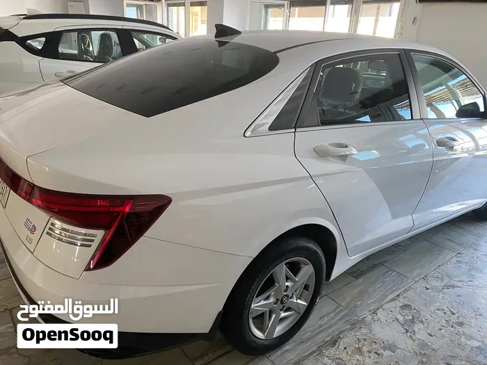 Hyundai Accent 2025 photo 3