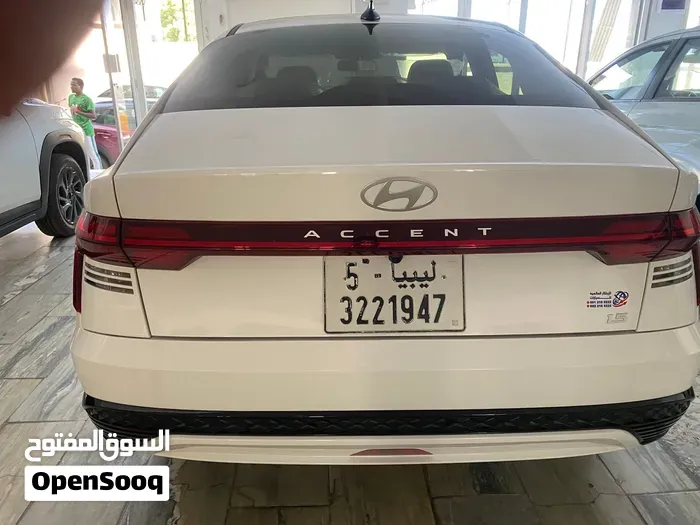 Hyundai Accent 2025 photo 2