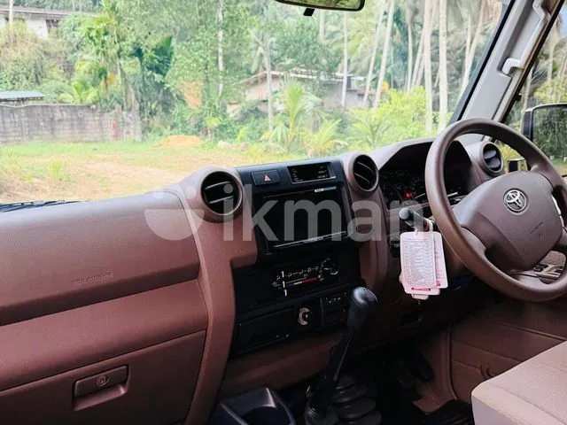 Toyota Land Cruiser 2018 photo 4