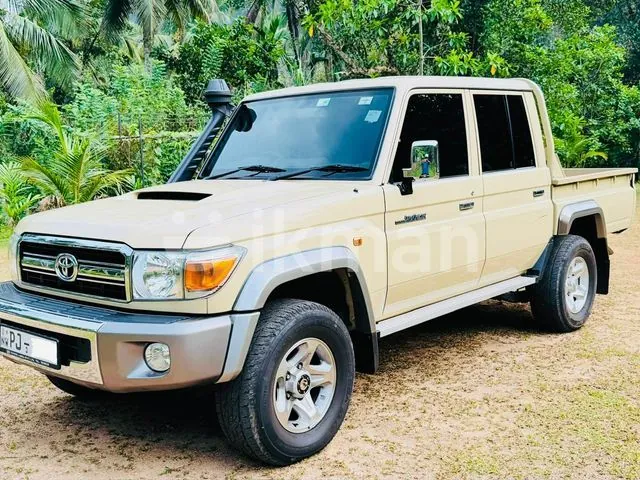 Toyota Land Cruiser 2018 photo 2