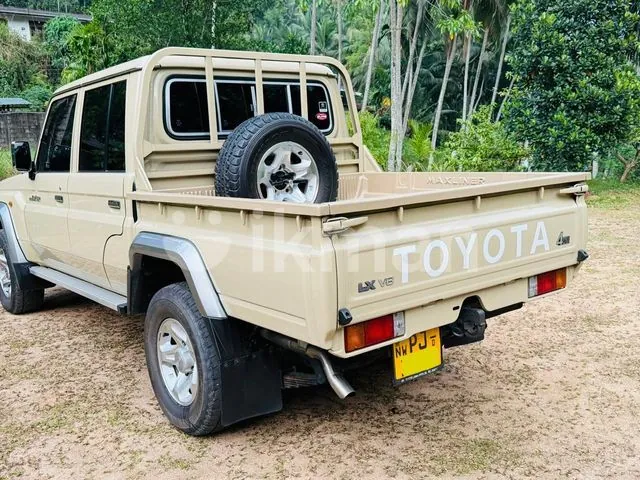 Toyota Land Cruiser 2018 photo 3