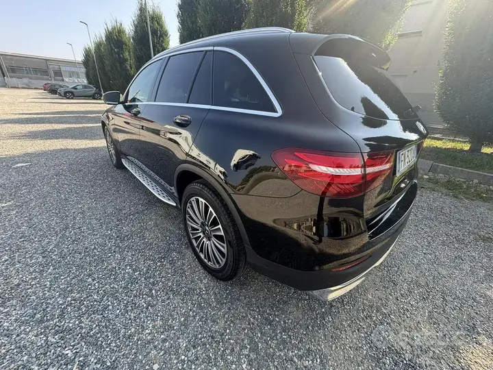 Mercedes-Benz Glc 2018 photo 3