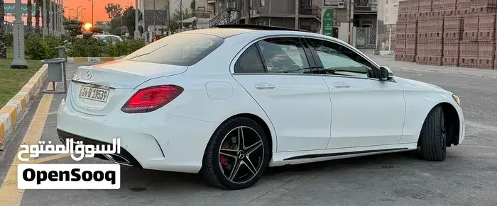 Mercedes-Benz C-Class 2019 photo 4