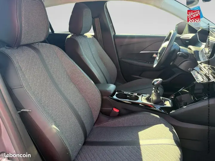 Peugeot 208 2024 photo 5