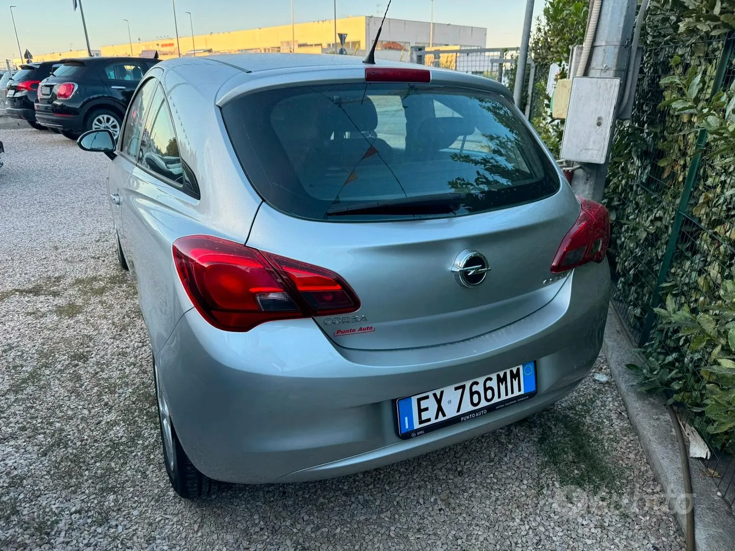 Opel Corsa 2015 photo 2