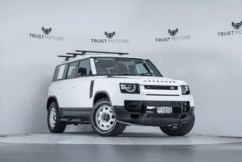 Land Rover Defender 2022 photo 2