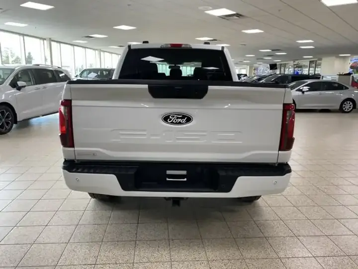 Ford F-150 2024 photo 3