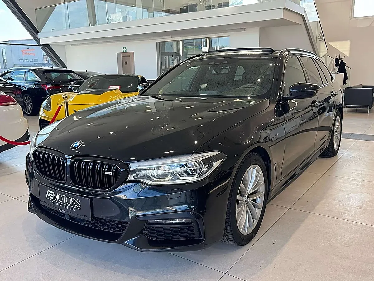BMW 5 Series 2018 photo 2