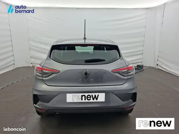 Renault Clio 2023 photo 5