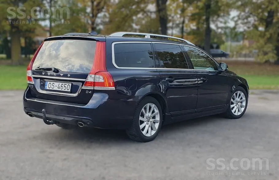 Volvo V70 2016 photo 2