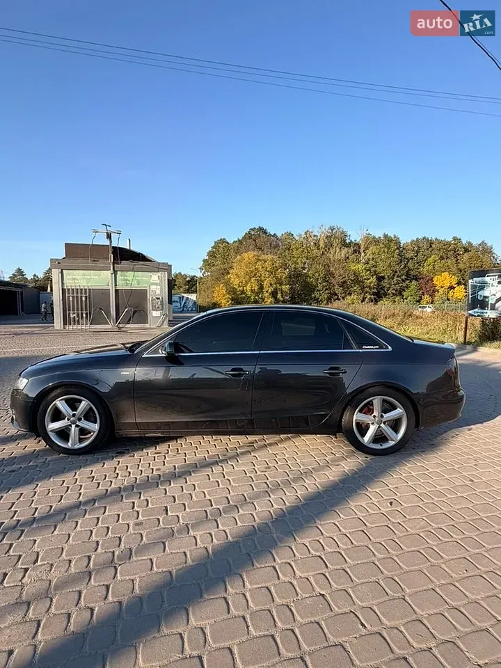 Audi A4 2010 photo 3