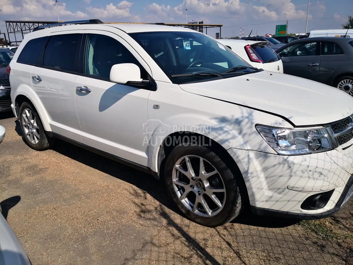 Fiat Freemont 2013 photo 2