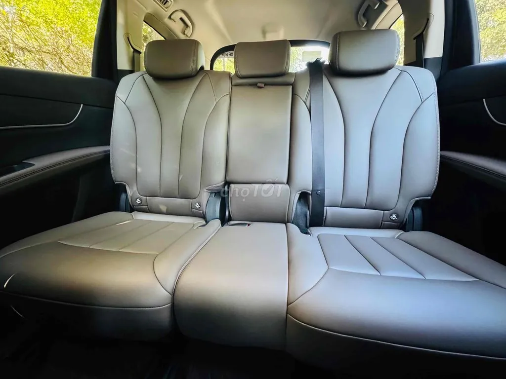 BYD M6 2025 photo 3