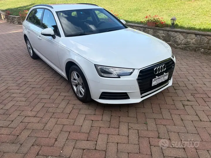Audi A4 Avant 2016 photo 2