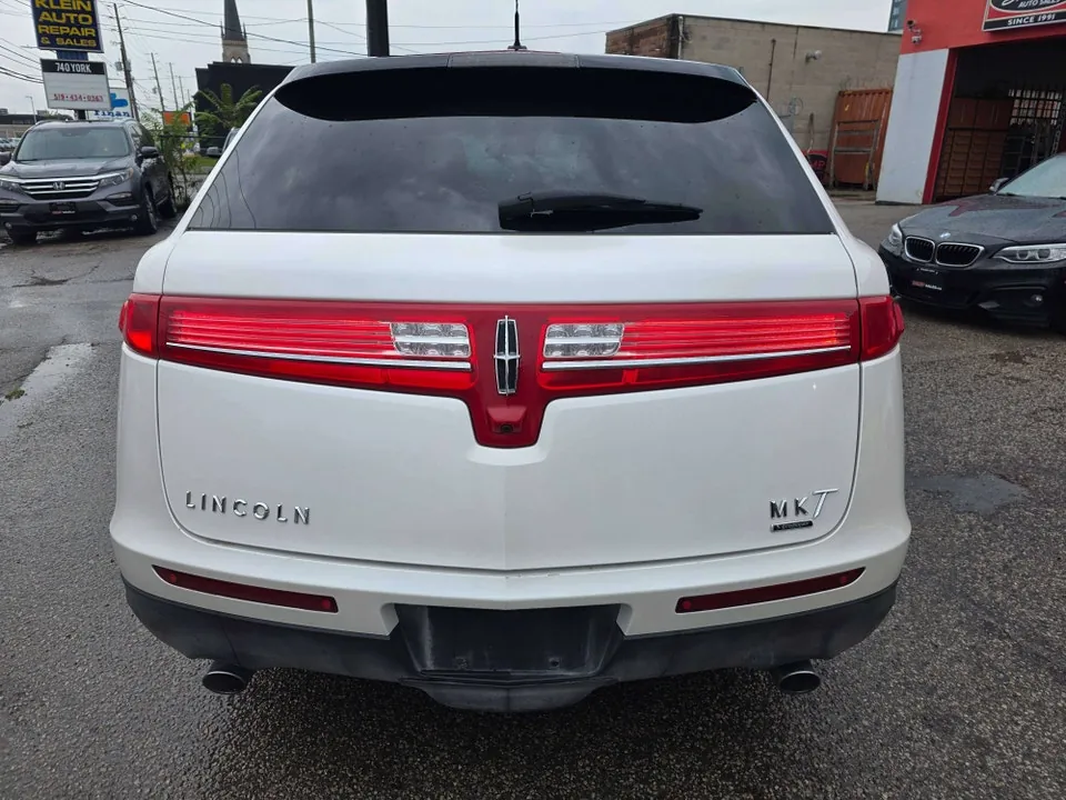 Lincoln Mkt 2012 photo 5