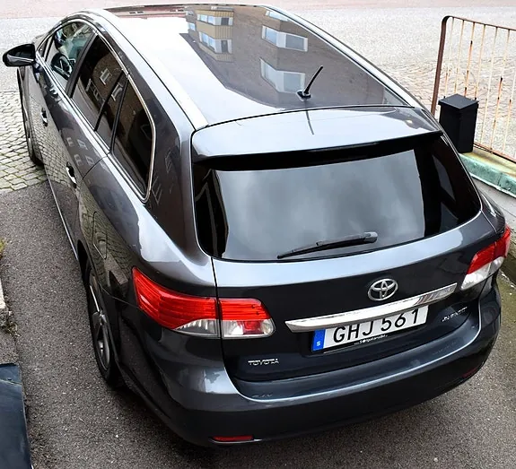Toyota Avensis 2014 photo 4