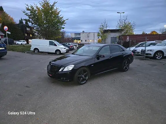 Mercedes-Benz E 200 D 2010 photo 3