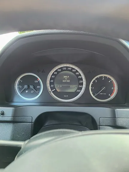 Mercedes-Benz C200 2010 photo 5