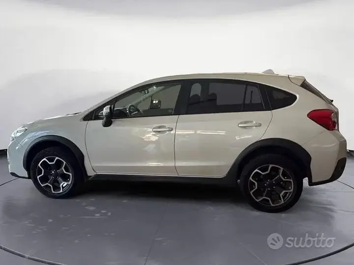 Subaru Xv 2013 photo 2