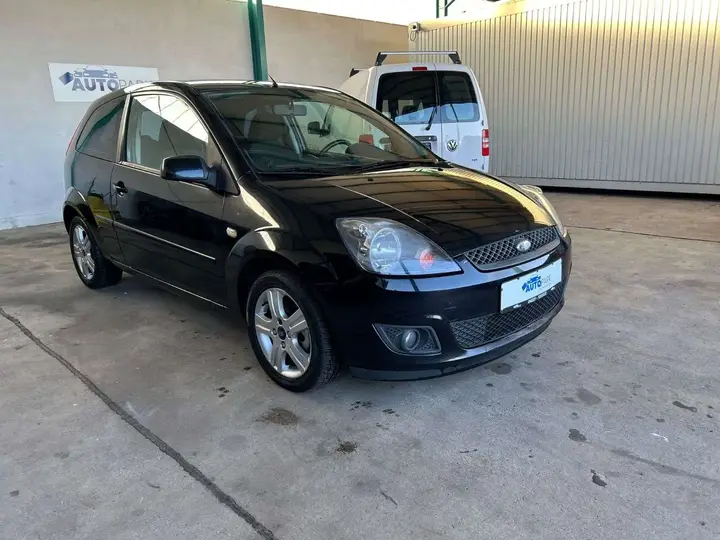 Ford Fiesta 2007 photo 3