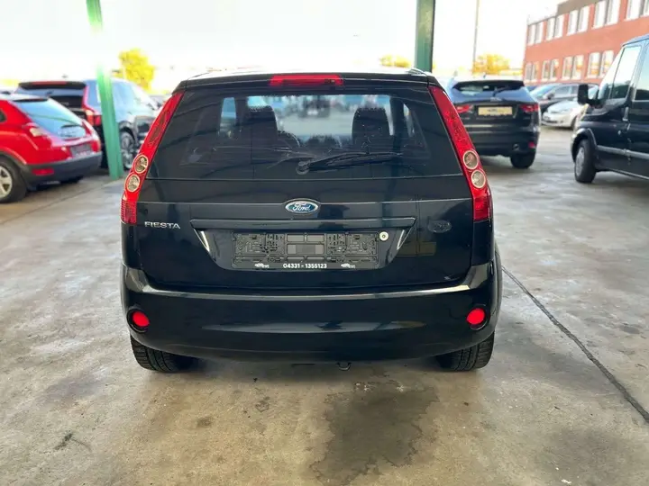 Ford Fiesta 2007 photo 5