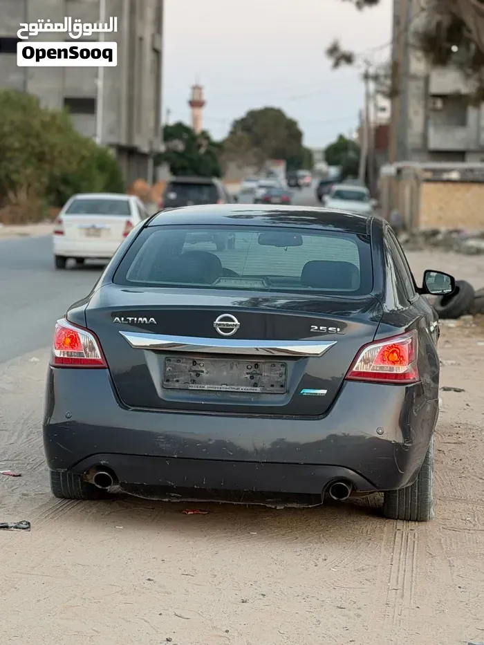 Nissan Altima 2015 photo 3