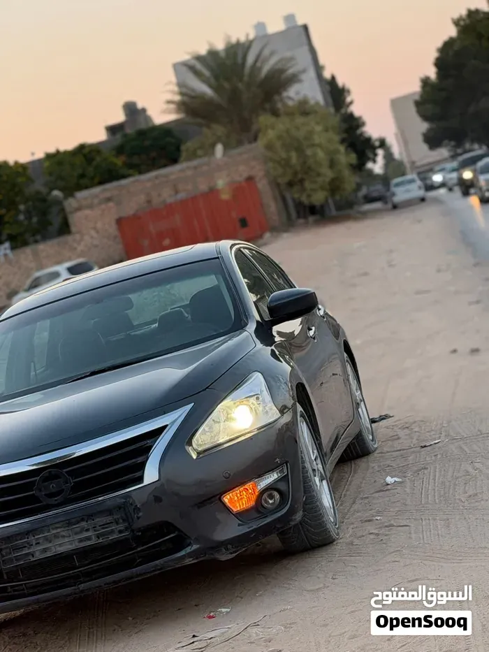 Nissan Altima 2015 photo 4