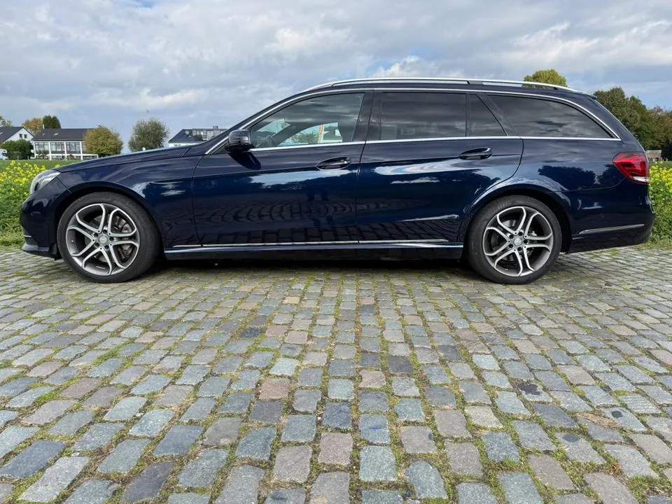 Mercedes-Benz E 350 Bluetec 4Matic