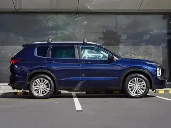 Mitsubishi Outlander 2022 photo 4