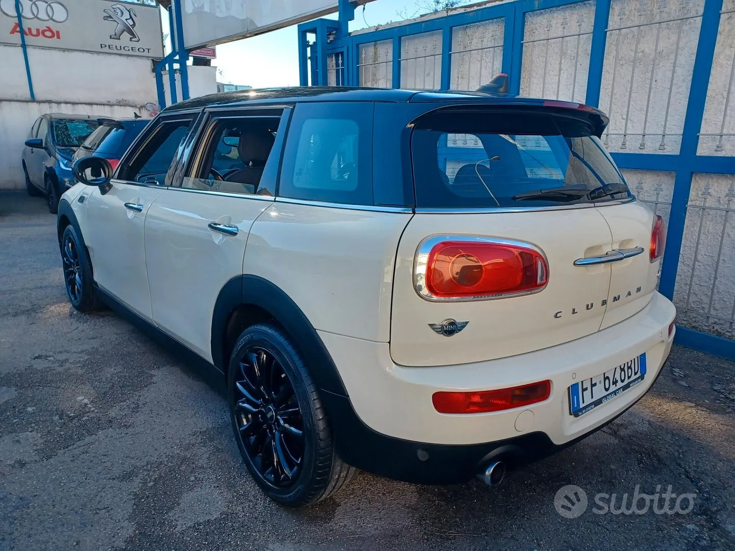 Mini Cooper Clubman 2016 photo 3
