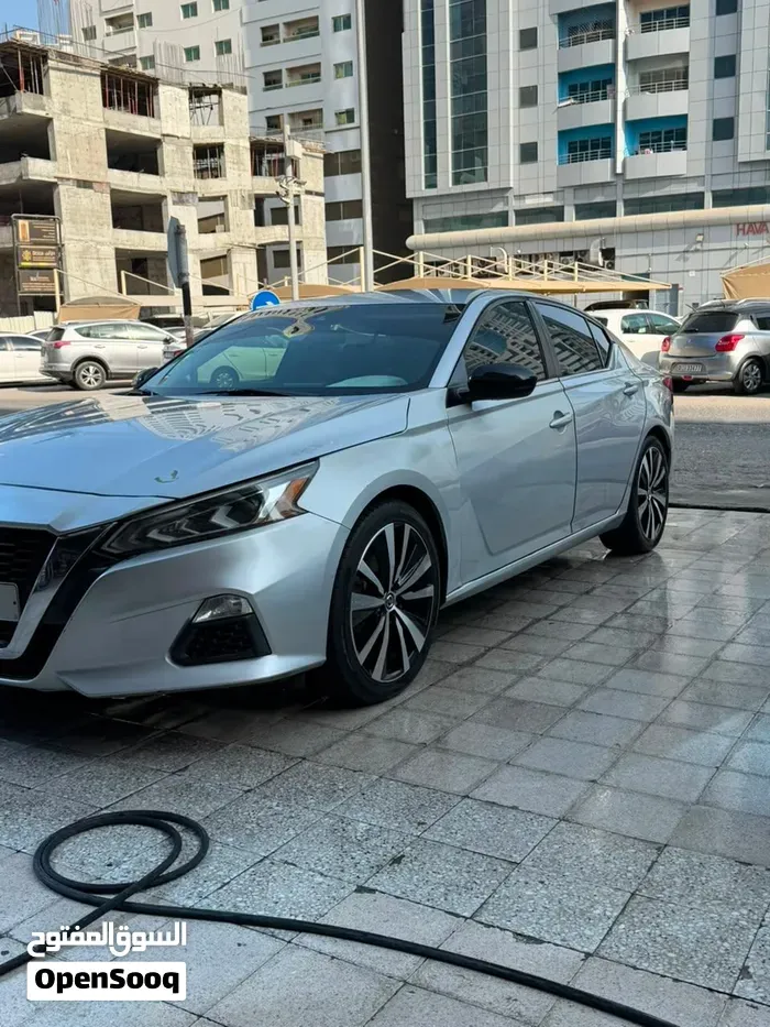 Nissan Altima