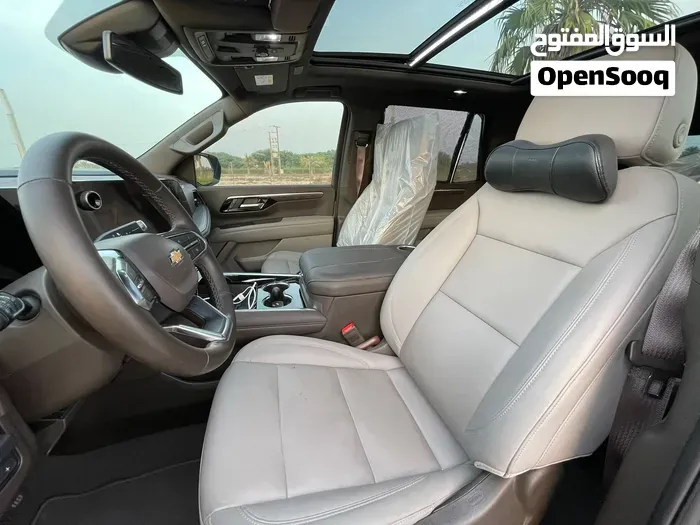 Chevrolet Tahoe 2025 photo 2